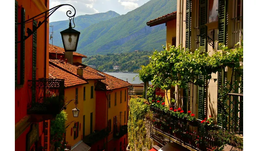 Lake Como: Tour from Milan