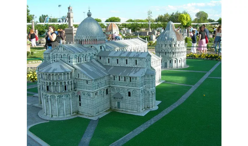 Italia in Miniatura: Entrada