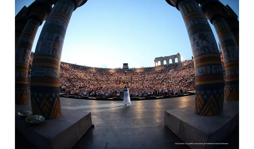 Verona Opera Arena: Opera Ticket and City Walking tour