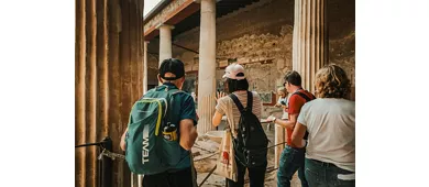 Pompeya: Tour guiado para grupos reducidos + Tren de ida y vuelta