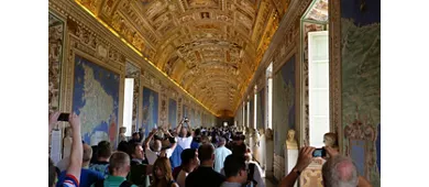 Museos Vaticanos y Capilla Sixtina: Entrada sin colas + Tour guiado
