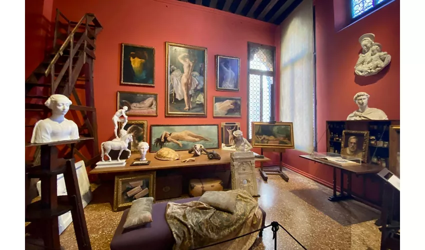 Musei del Moderno e Contemporaneo: Ca' Pesaro Palace & Fortuny Museum Combo