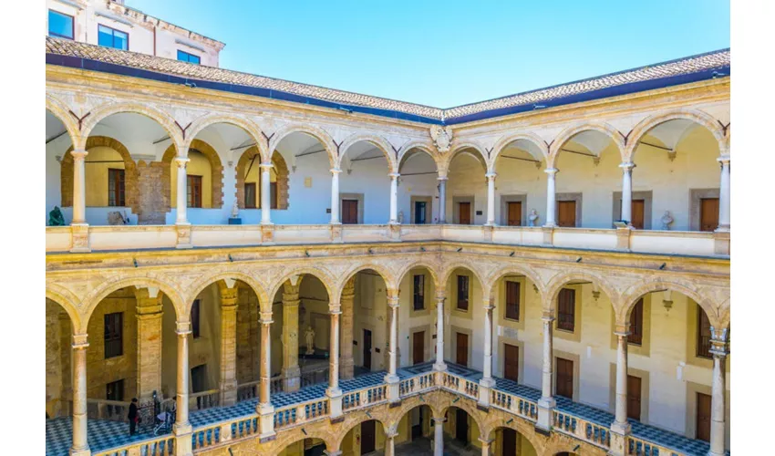 Palermo: Visita guiada a pie para grupos pequeños con el Palacio de los Normandos