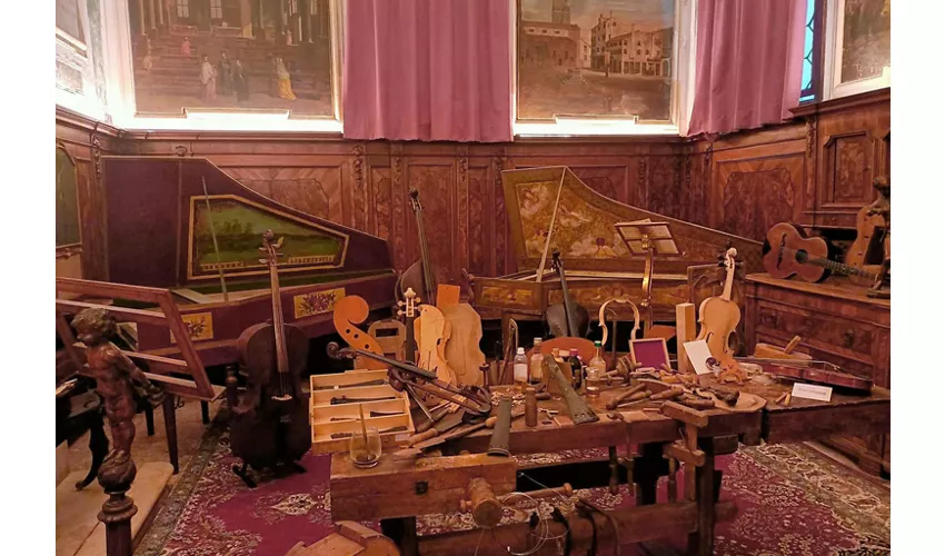 St. Vidal Venice: Vivaldi “Four Seasons” by Interpreti Veneziani + Music Museum