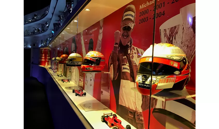 Museo Ferrari Maranello: Entrada