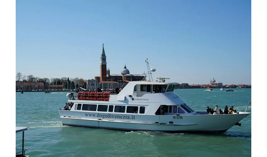 Boat Transfer: Punta Sabbioni to Venice San Marco