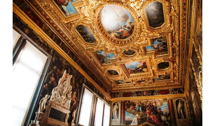 St. Mark's Basilica & Doge's Palace: After-closing Entry + Guided Tour