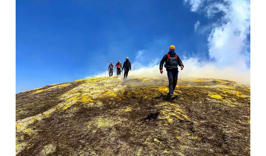 Excursión a la cima del Etna Norte en 4x4 + regreso a pie