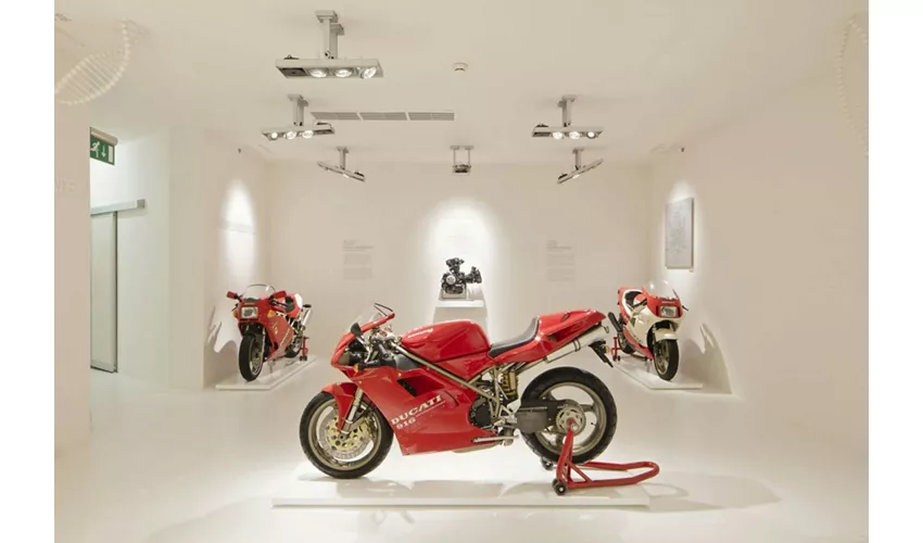 Museo Ducati: Entrada