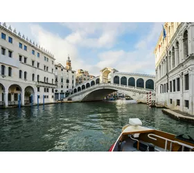 Traditional Gondola Serenade on Grand Canal