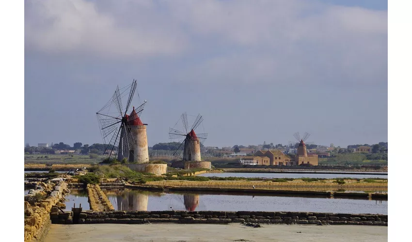 Desde Palermo: Excursión de un día a Erice + Comida siciliana + Degustación de granizados + Ruta de la Sal