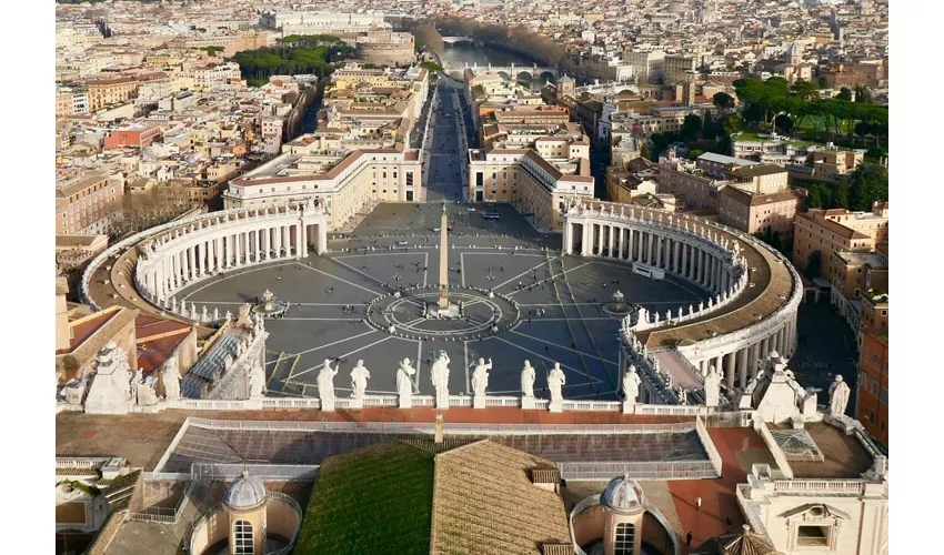 Basilica di San Pietro, Cupola e Grotte Vaticane: Tour guidato per piccoli gruppi