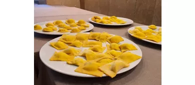 Roma: Corso di cucina di ravioli, fettuccine e tiramisù