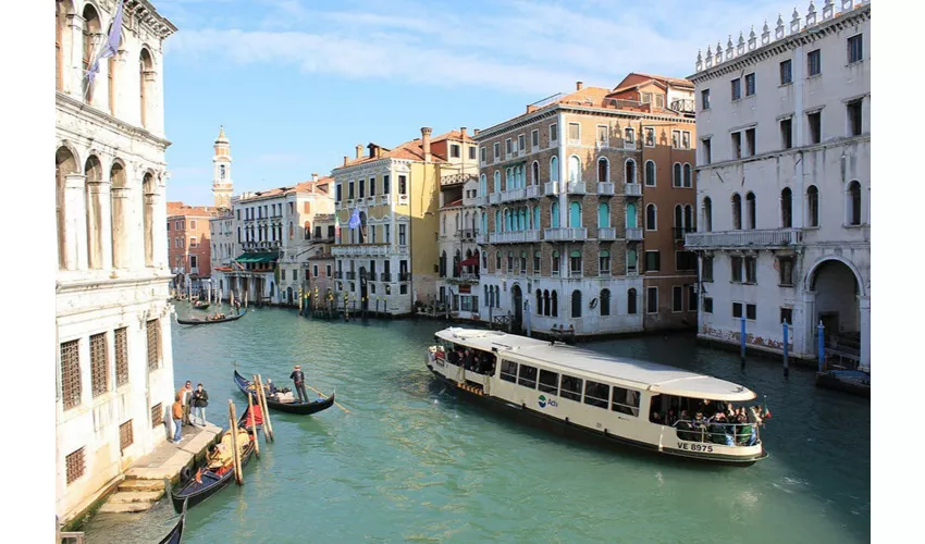 Vaporetto Pass: Venice Public Transport with Airport Transfer (ACTV)