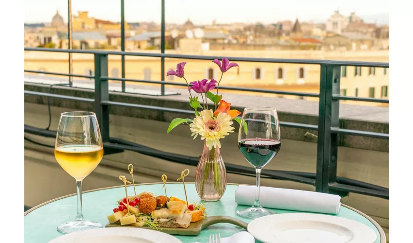 Roma: Opera sul tetto di Trastevere + Aperitivo + Vino