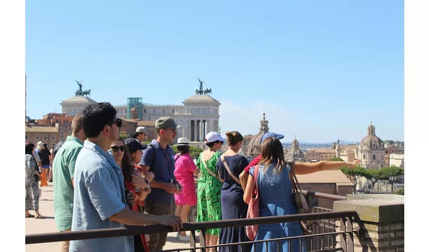 Colosseum, Arena, Roman Forum & Palatine Hill + Guided Tour