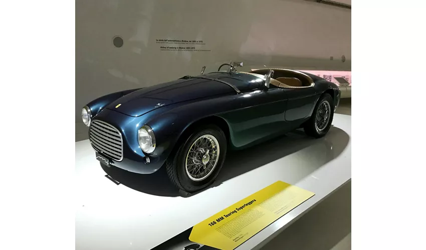 Museos Enzo Ferrari Módena: Billete de entrada