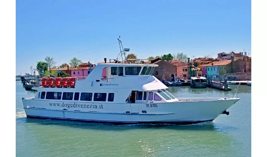 Full-Day: Murano, Burano & Torcello + Glass Factory