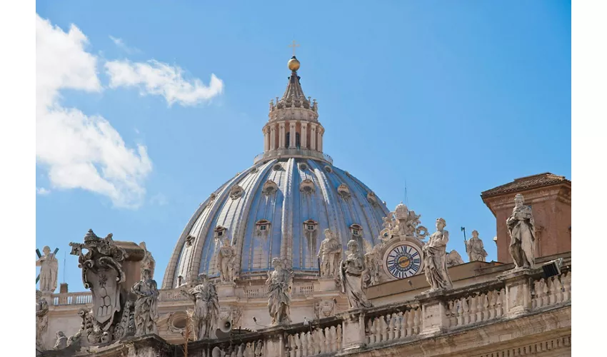 Vatican Museums & Colosseum: Guided Tour