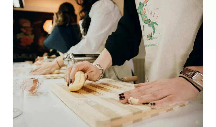 Roma: Corso di preparazione della pasta con uno chef locale