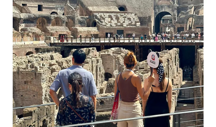 Colosseo, Foro Romano e Palatino + Tour guidato