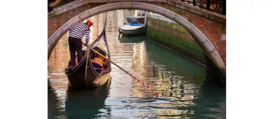 Venice: Shared Gondola Ride