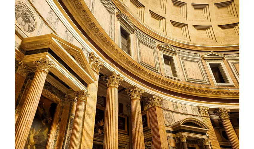 Rome Pantheon: Fast Track Ticket + Small Group Guided Tour