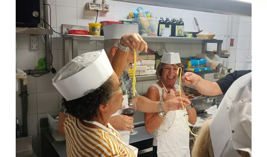 Roma: Corso di cucina di pasta amatriciana e cacio e pepe