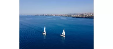 Aci Trezza: Excursión en velero desde Catania + Aperitivo