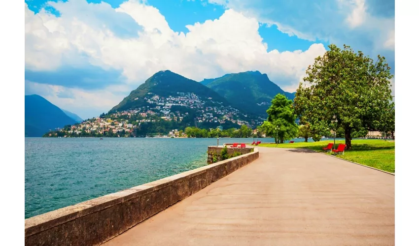 Como, Bellagio y Lugano: Visita guiada desde Milán + Ferry al Lago Como