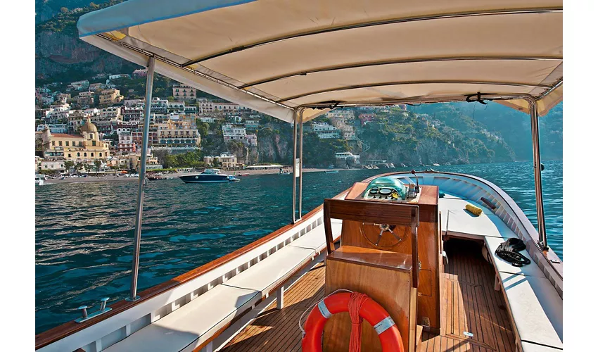 Costiera Amalfitana: Tour in barca per piccoli gruppi da Positano + spuntini e bevande