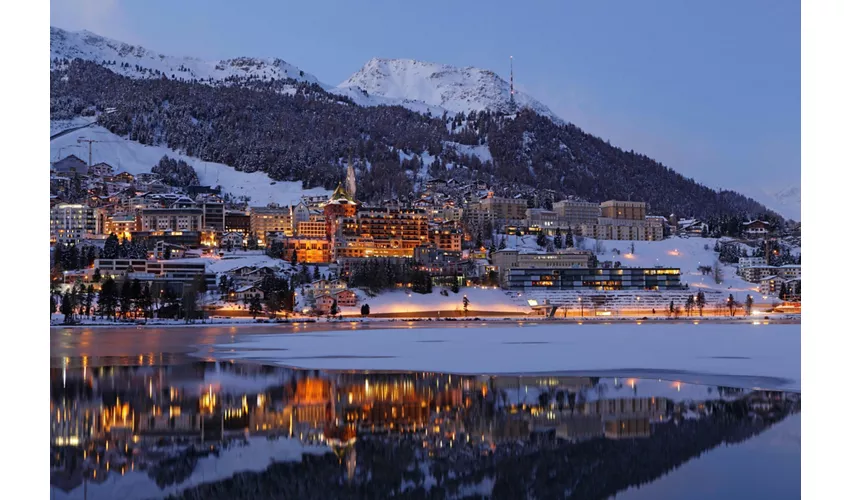 St. Moritz: tour guidato in giornata da Milano + biglietti per il Bernina Express