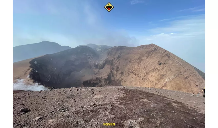 Excursión a la cima del Etna Norte en 4x4 + regreso a pie