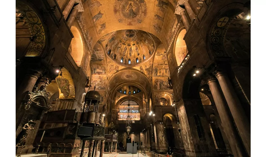 Basílica de San Marcos: Entrada exclusiva fuera de horario + Visita guiada