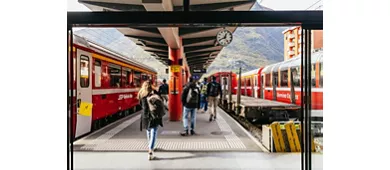 Comer See & St. Moritz: Tagestour ab Mailand + Fahrt mit der roten Bernina-Bahn & Bootstouren