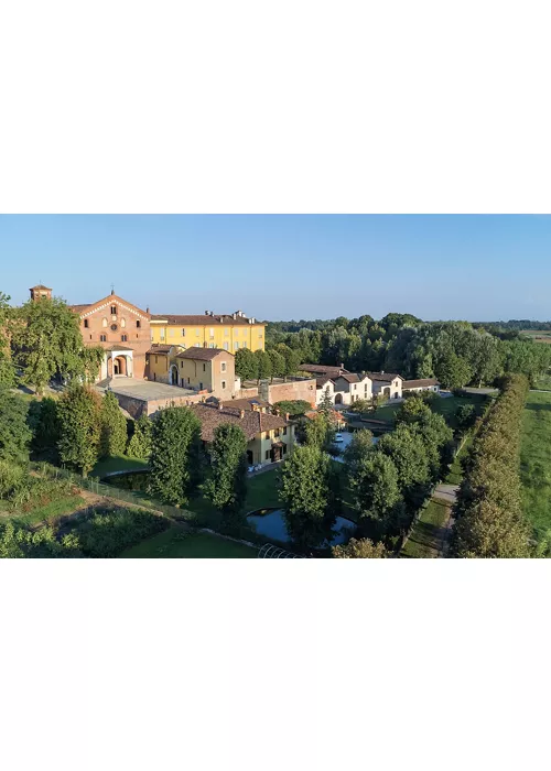 Vista dell’abbazia di Morimondo, in provincia di Milano