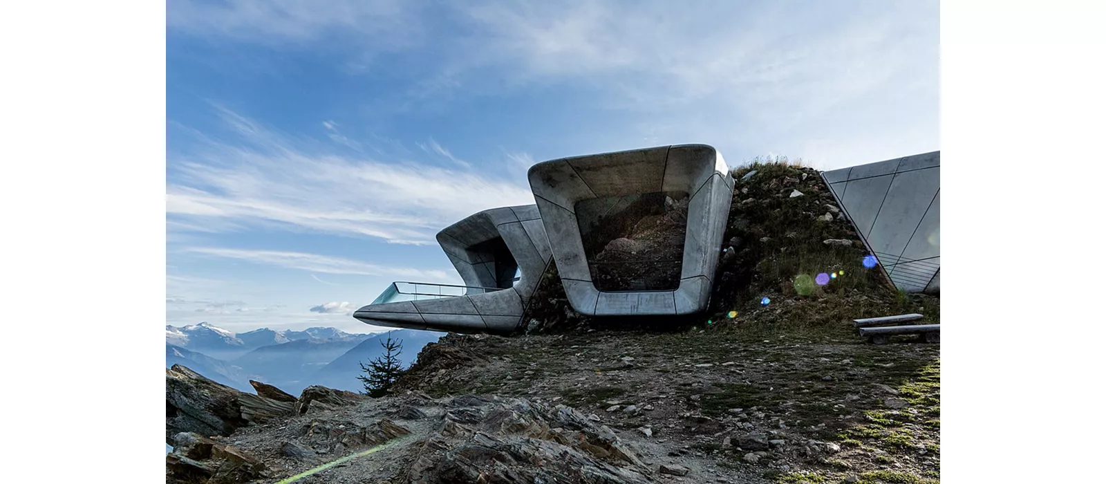 Il Messner Mountain Museuom a Plan de Corones, della famosa architetta irachena naturalizzata Britannica, Zaha Hadid 