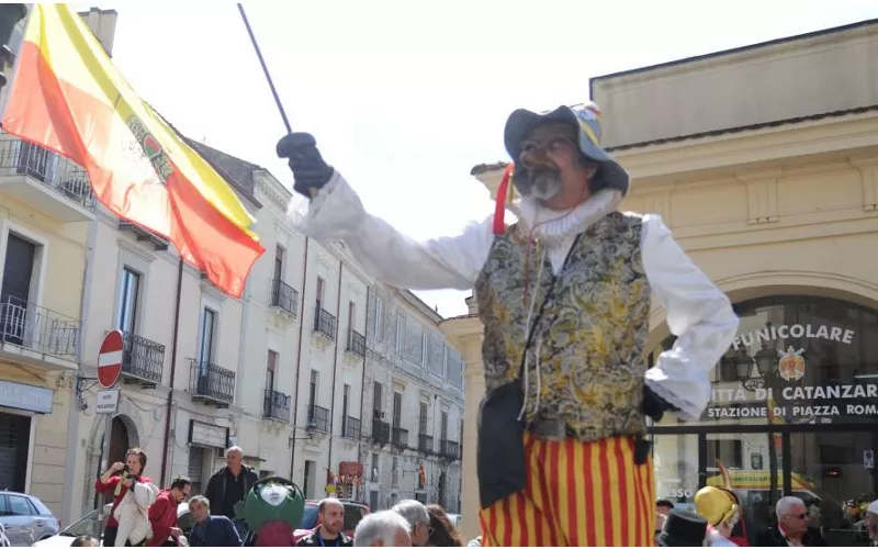 Giangurgolo e la tradizione del Carnevale