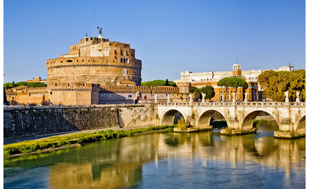 Il Tevere e ponte di Sant’Angelo