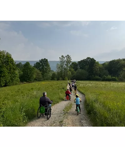 Apps, smart poles and digital accessibility: slow tourism meets the future
