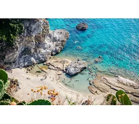 La Costa degli Dei, spiagge e grotte da non perdere