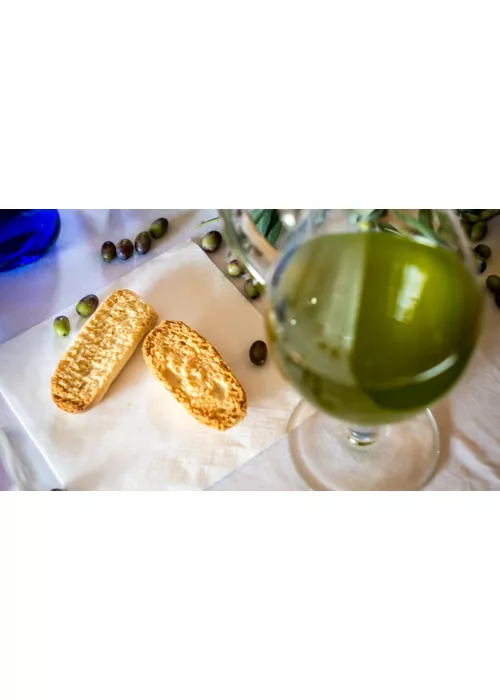  Oil and territory: a journey through the flavours and identity of the Marche region