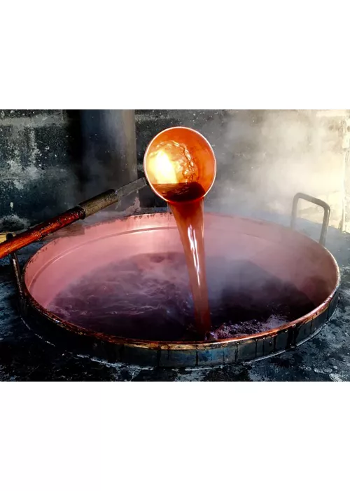 Il vino cotto, un tesoro di tradizione