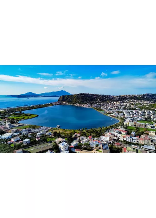Exploring Naples and the Phlegraean Fields - a journey through history and the sea