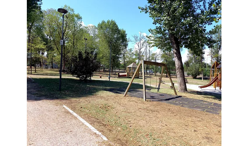 Parque infantil Modena