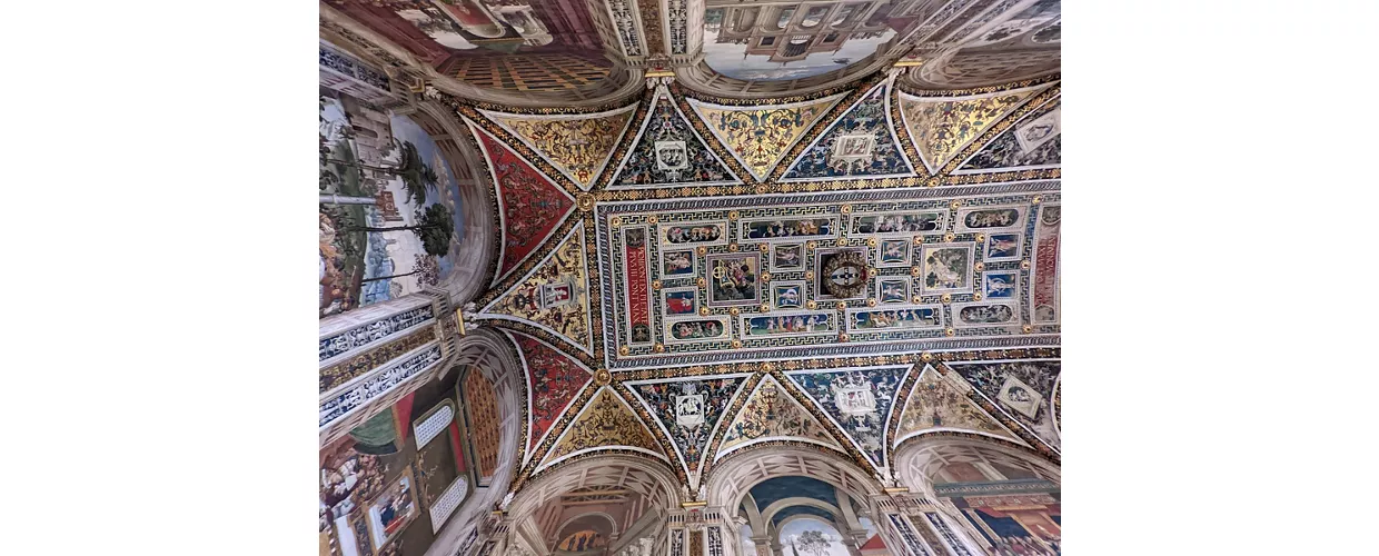 Adegas históricas Dé Ricci em Montepulciano