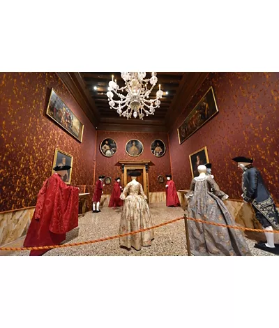 museo del tessuto e del costume