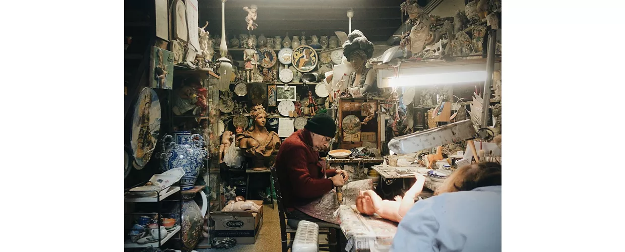 Antique doll store hospital near me