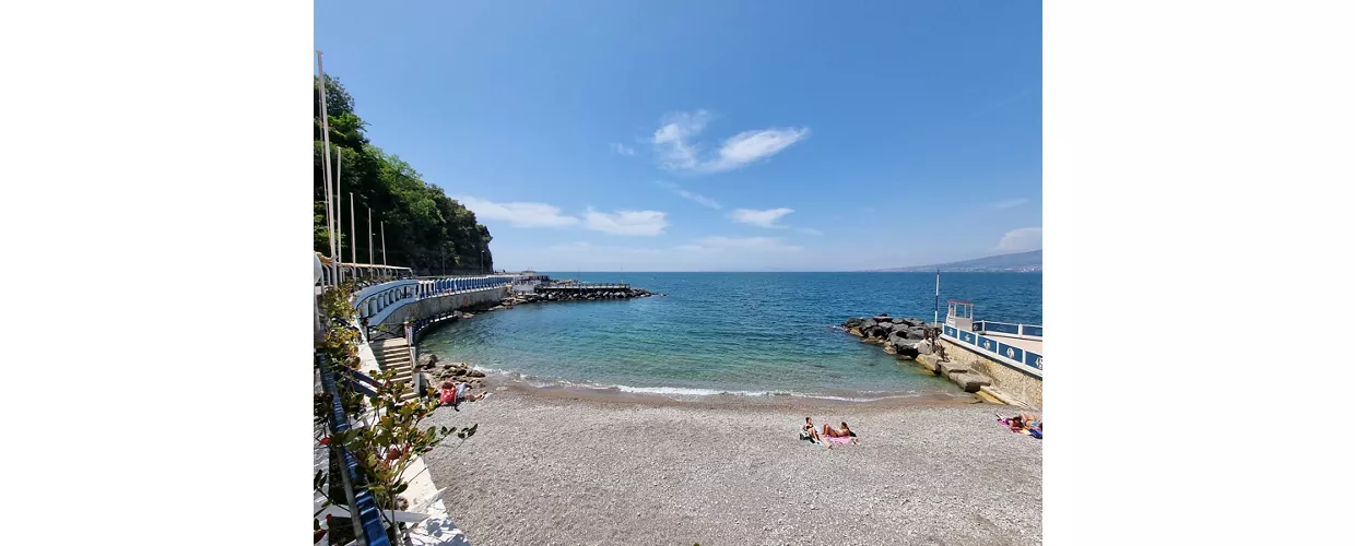 spiaggia di castellammare di stabia