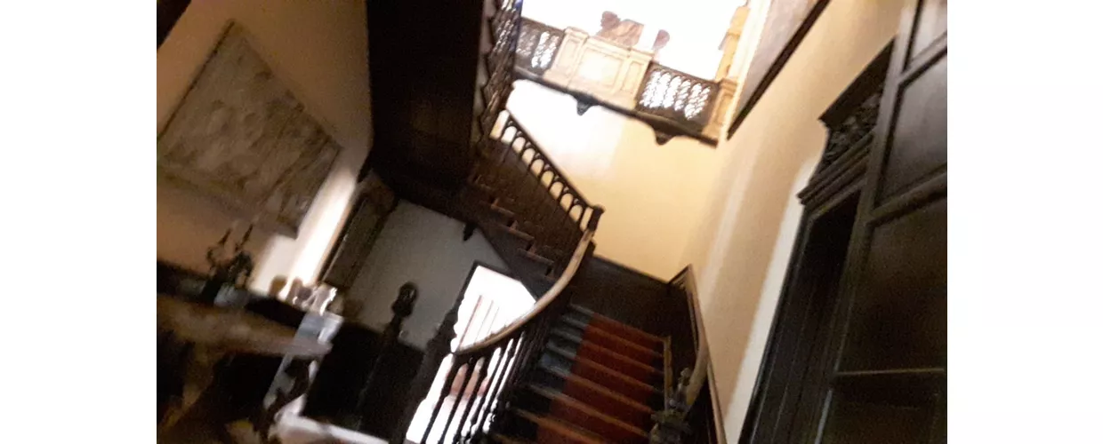 Cervinia panchina di tronchi 